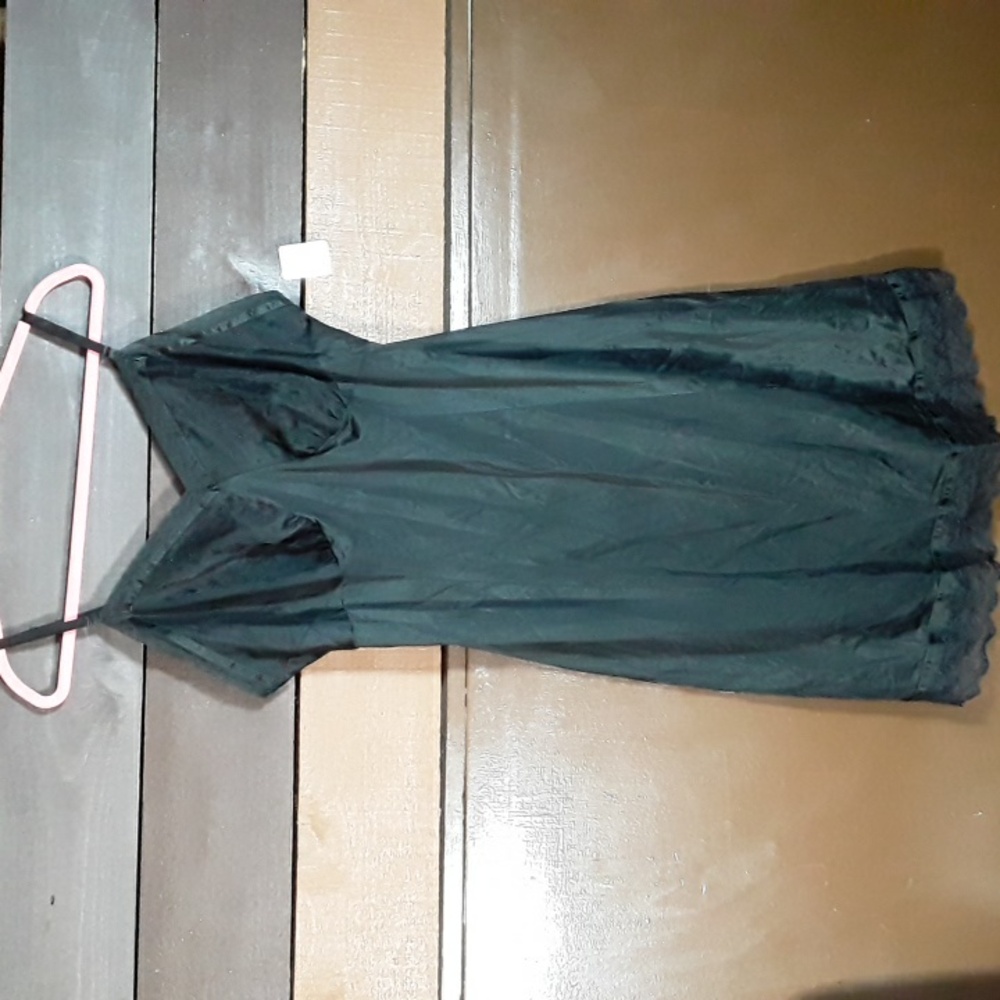Feminine Seampurfe Stunning Black Girly Full Slip 21x38 Sz 44